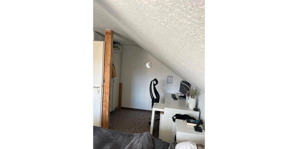 Dachgeschoßwohnung Ebersbach an der Fils - 2 Zimmer, 59 m&sup2;, 720&euro; | Angebot:25851448