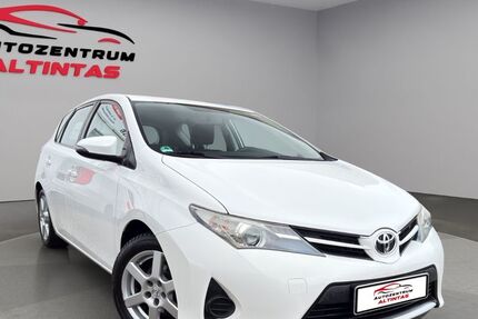 Toyota Auris 97.000 km 9.700 € Holzgerlingen 71088
