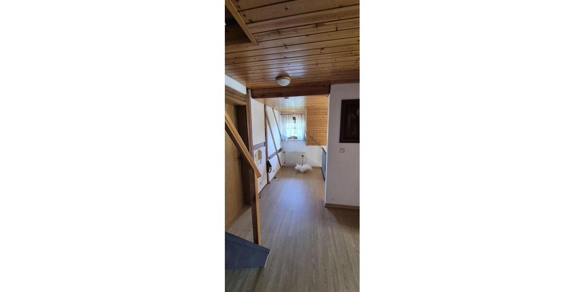 Einfamilienhaus Stuttgart Fasanenhof-Ost - 8 Zimmer, 165 m&sup2;, 850.000&euro; | Angebot:26592935