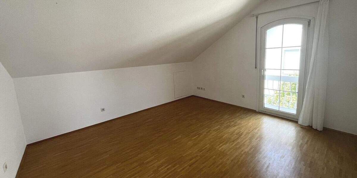 Einfamilienhaus Stuttgart Nord - 7 Zimmer, 242 m&sup2;, 1.690.000&euro; | Angebot:24696329