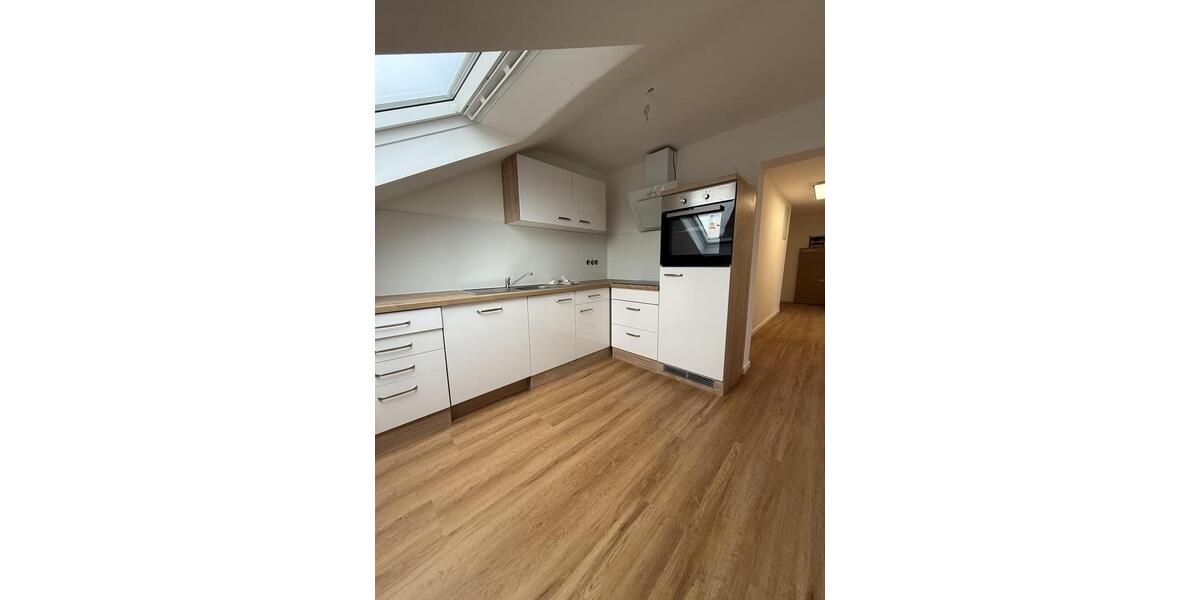 Dachgeschoßwohnung Stuttgart Stuttgart-Nord - 3 Zimmer, 75 m&sup2;, 1.200&euro; | Angebot:25421751