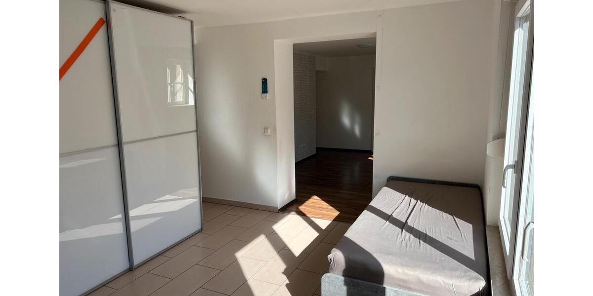 Erdgeschoßwohnung Fellbach - 2 Zimmer, 60 m&sup2;, 1.050&euro; | Angebot:25304139