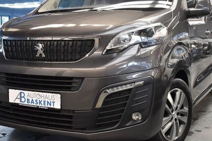 Peugeot Traveller