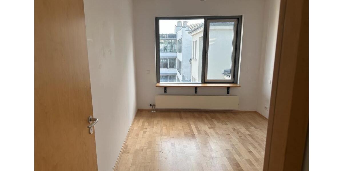 Einfamilienhaus Stuttgart Stuttgart-Nord - 2 Zimmer, 81 m&sup2;, 1.598&euro; | Angebot:25376699