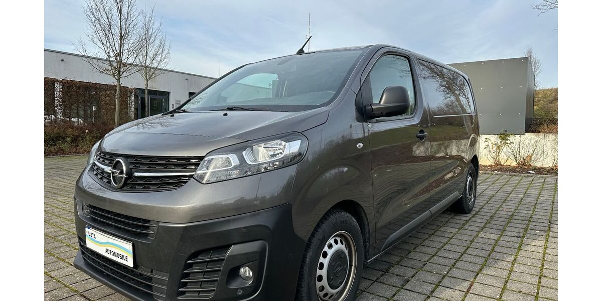 Opel Vivaro 178.000 km 11.900 &euro; Remseck am Neckar 71686