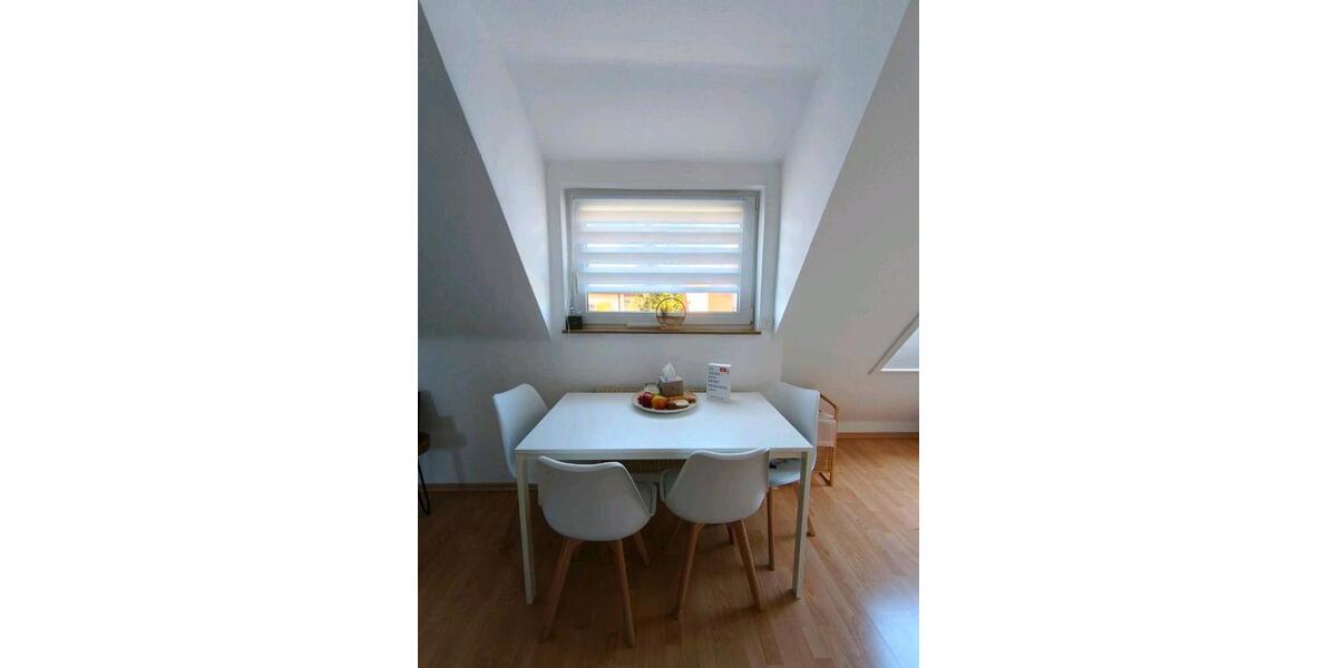 Dachgeschoßwohnung Stuttgart Sillenbuch - 2 Zimmer, 43 m&sup2;, 920&euro; | Angebot:26296431