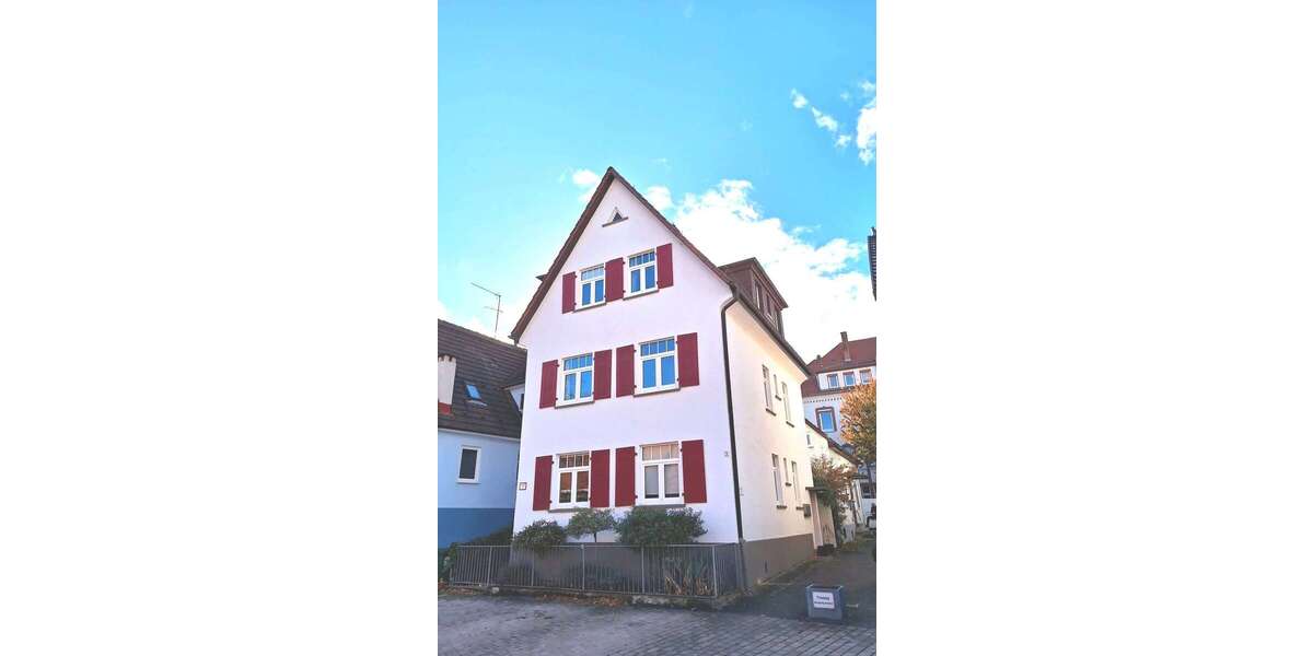 Haus zum Kaufen in Stuttgart 749.000 € 126 m² 8.5 zimmer