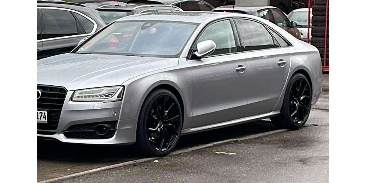 Audi A8 201.285 km 33.000 &euro; Schönaich 71101