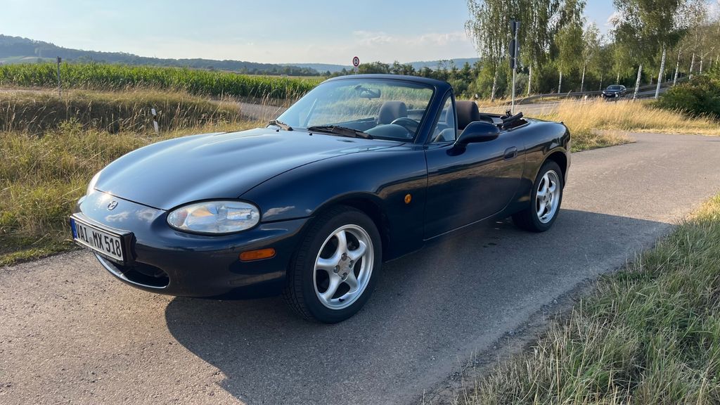Mazda MX-5 107.000 km 7.490 &euro; Vaihingen an der Enz 71665