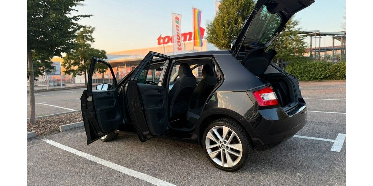Skoda Fabia 112.000 km 7.900 &euro; Stuttgart 70567
