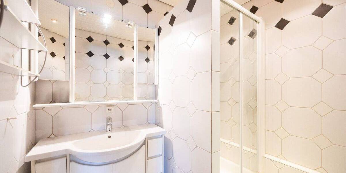 Etagenwohnung Stuttgart Zuffenhausen - 3 Zimmer, 94 m&sup2;, 395.000&euro; | Angebot:26246032