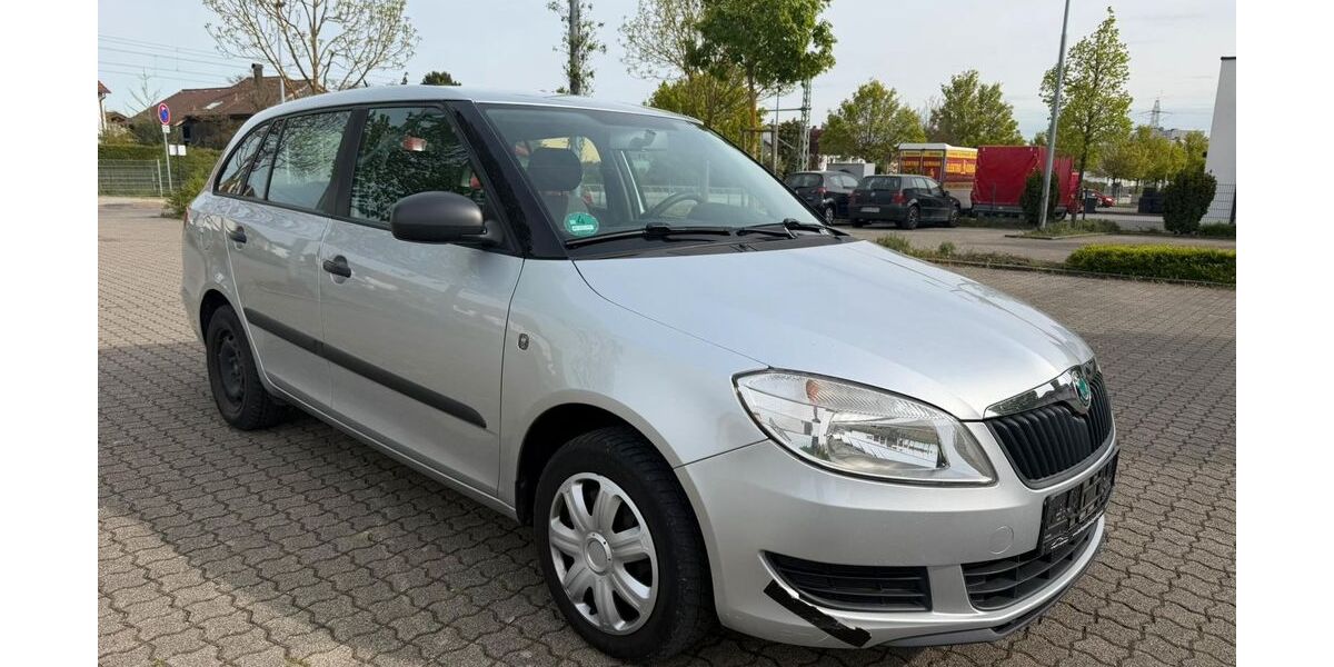 Skoda Fabia 300.000 km 1.790 &euro; Holzgerlingen 71088