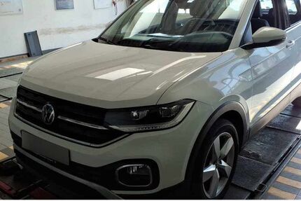 VW T-Cross 30.347 km 22.230 &euro; Stuttgart 70563