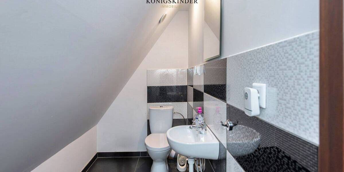 Einfamilienhaus Weinstadt Schnait - 4 Zimmer, 100 m&sup2;, 445.000&euro; | Angebot:26541202