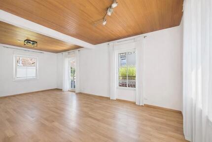 Wohnung Esslingen am Neckar Pliensauvorstadt - 3 Zimmer, 82 m&sup2;, 1.100&euro; | Angebot:24769348