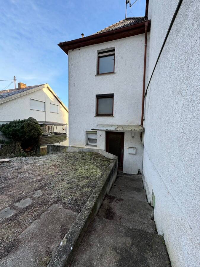 Einfamilienhaus mit EinliegerWohnung in Hoheneck