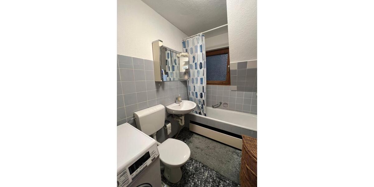 Dachgeschoßwohnung Stuttgart Hedelfingen - 3 Zimmer, 59 m&sup2;, 800&euro; | Angebot:26295452