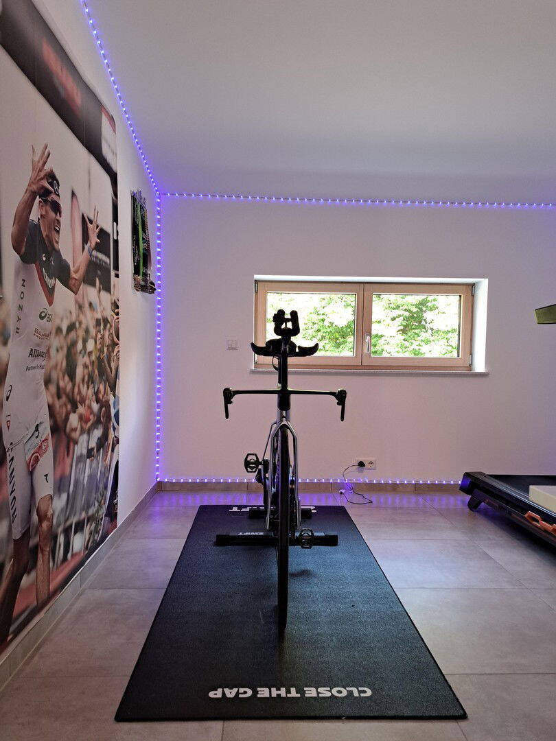 Hochwertige Doppelhaushälfte mit Pool und Sauna in ruhiger Lage von Gärtringen 6 zimmer