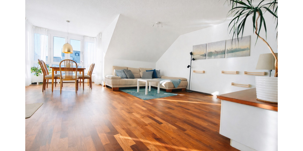 Sonne, Ruhe & Wohngefühl - Galeriewohnung in Kornwestheim 3 zimmer