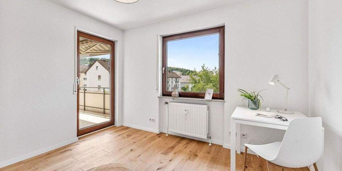 Etagenwohnung Leonberg Ramtel - 3 Zimmer, 84 m&sup2;, 349.900&euro; | Angebot:25567427