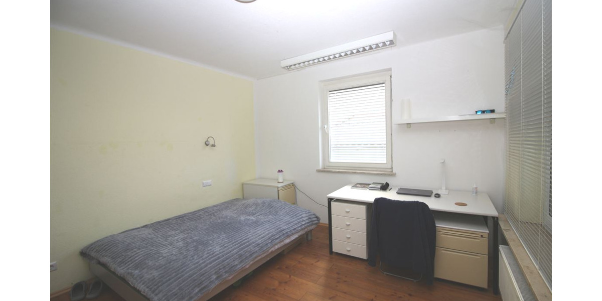 Mehrfamilienhaus, Wohnhaus Stuttgart Untertürkheim - 1 Zimmer, 212 m&sup2;, 1.330.000&euro; | Angebot:26189922