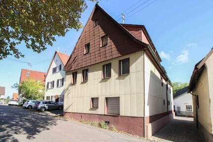 MFH mit 4 Einheiten und Wertsteigerungspotenzial zur flexiblen Nutzung in Stuttgart-Heumaden 9 zimmer