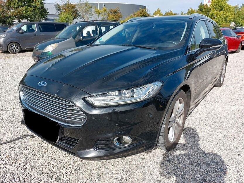 Ford Mondeo 196.000 km 9.990 € Stuttgart 70567