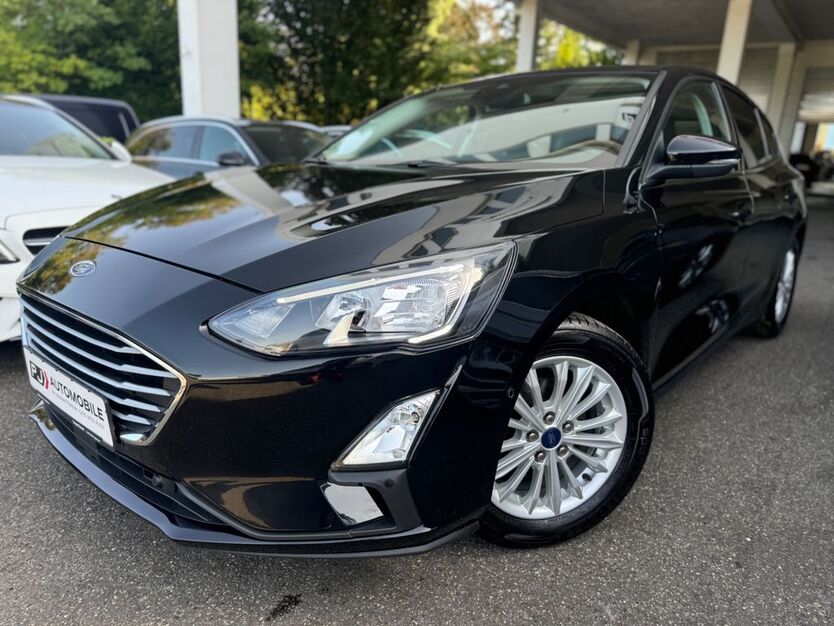 Ford Focus 122.500 km 12.499 € Kornwestheim 70806