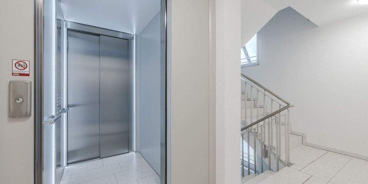 Etagenwohnung Stuttgart / Zuffenhausen Zuffenhausen - 3 Zimmer, 95 m&sup2;, 549.000&euro; | Angebot:25704153