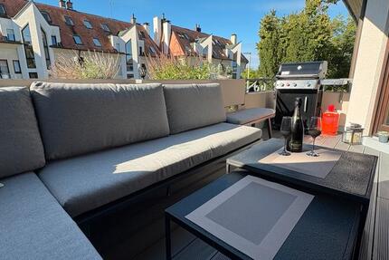 Großzügige 4,5-Zimmer Wohnung mit 4 Balkonen in Weilimdorf 4.5 zimmer