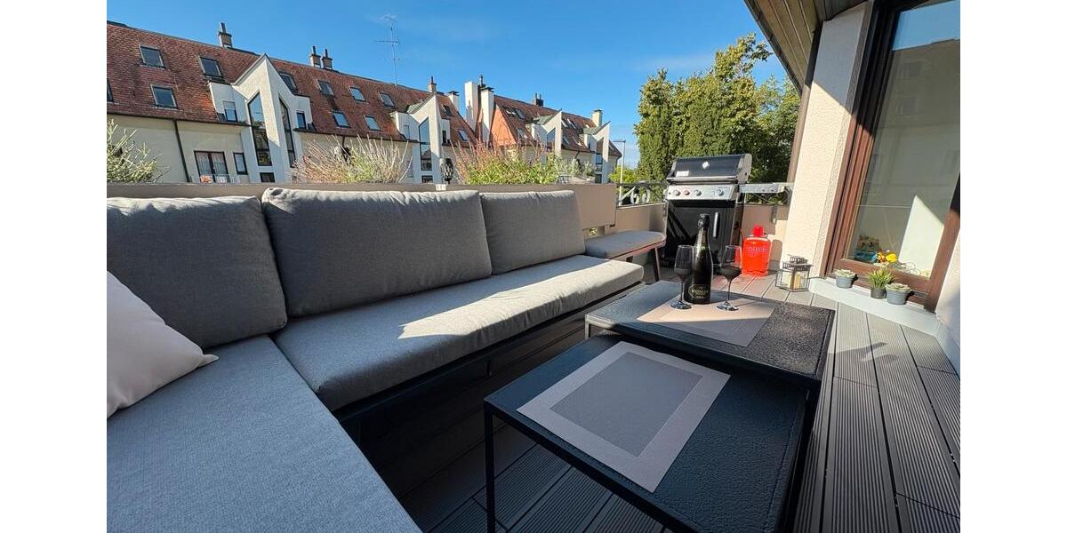 Großzügige 4,5-Zimmer Wohnung mit 4 Balkonen in Weilimdorf 4.5 zimmer