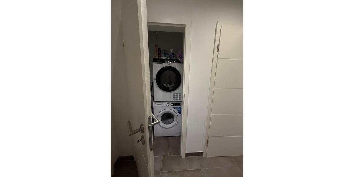 Etagenwohnung Stuttgart Neuwirtshaus - 2.5 Zimmer, 40 m&sup2;, 950&euro; | Angebot:26373766