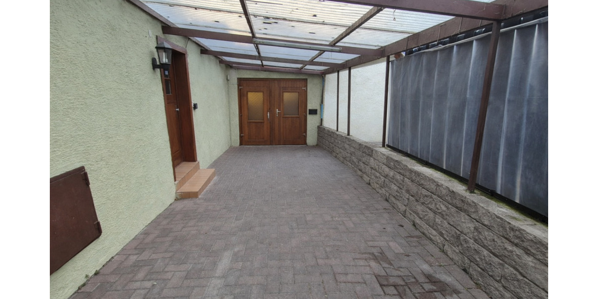 Einfamilienhaus Stuttgart Untertürkheim - 5 Zimmer, 123 m&sup2;, 477.000&euro; | Angebot:24713323