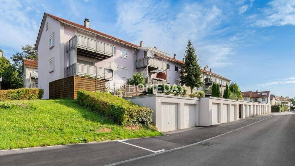 Gepflegte Wohnung mit sonnigem Balkon und Garage in familienfreundlicher Lage in Backnang