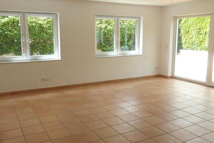 3-Raum UG-Wohnung mit gehobener Innenausstattung 3 zimmer