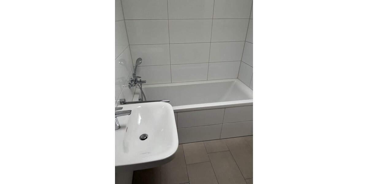 Etagenwohnung Esslingen am Neckar Weil - 4 Zimmer, 95 m&sup2;, 1.843&euro; | Angebot:25700605