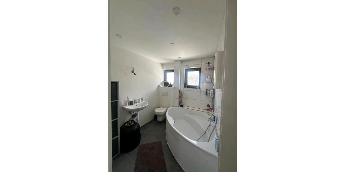 Dachgeschoßwohnung Schwieberdingen - 3 Zimmer, 67 m&sup2;, 236.500&euro; | Angebot:26464066