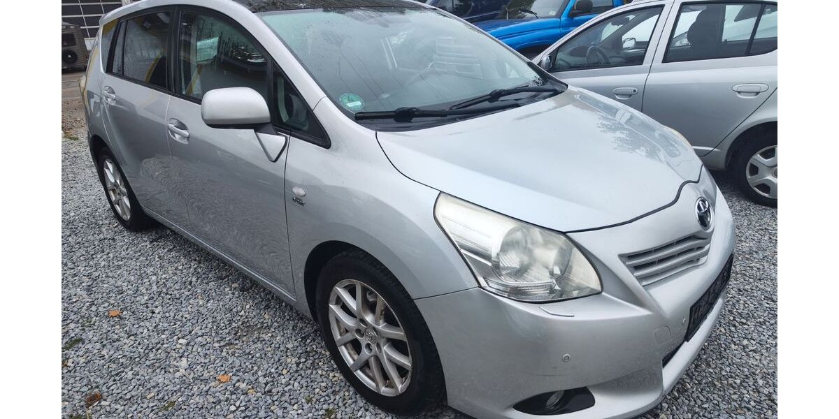 Toyota Verso 390.000 km 2.990 € weinstadt 71384