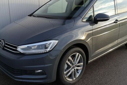 VW Touran 1.200 km 35.290 &euro; Winterbach 73650