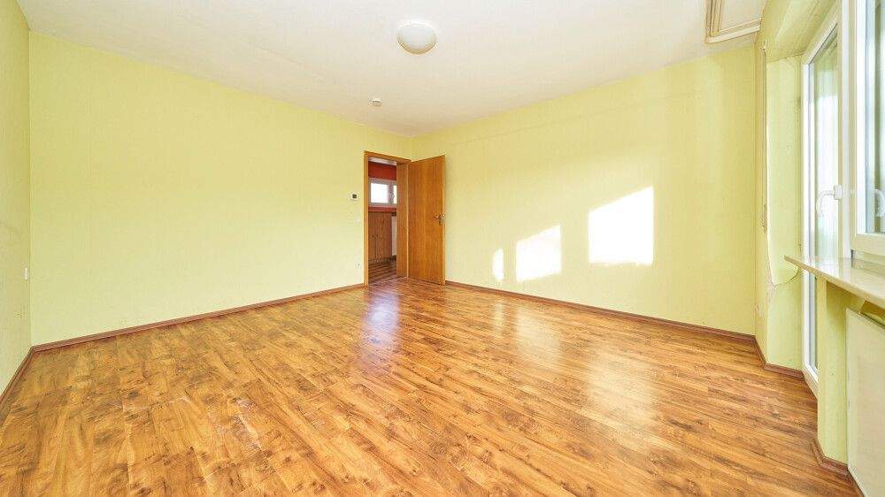 Bungalow Vaihingen an der Enz / Roßwag Roßwag - 7 Zimmer, 208 m&sup2;, 635.000&euro; | Angebot:24916375