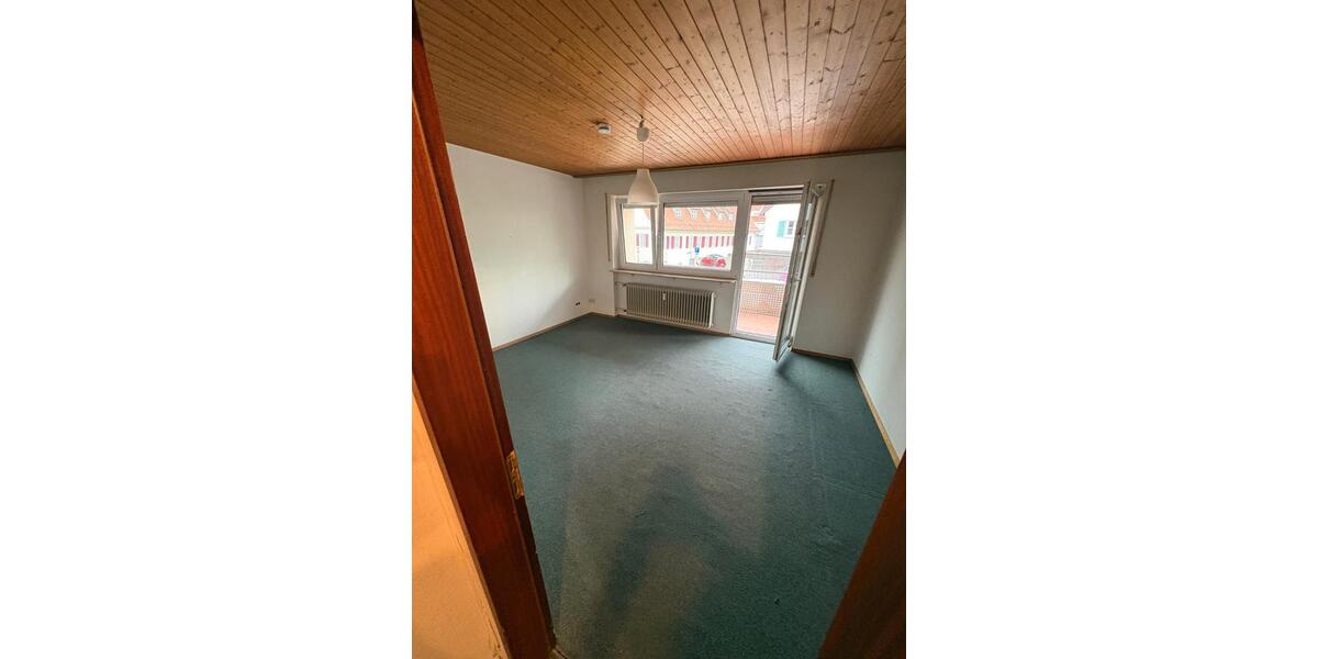 Etagenwohnung Köngen - 4.5 Zimmer, 120 m&sup2;, 390.000&euro; | Angebot:27077221