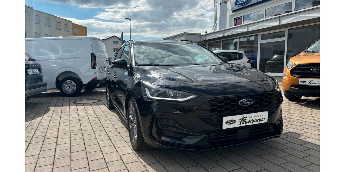 Ford Focus 29.780 km 23.490 &euro; Filderstadt 70794