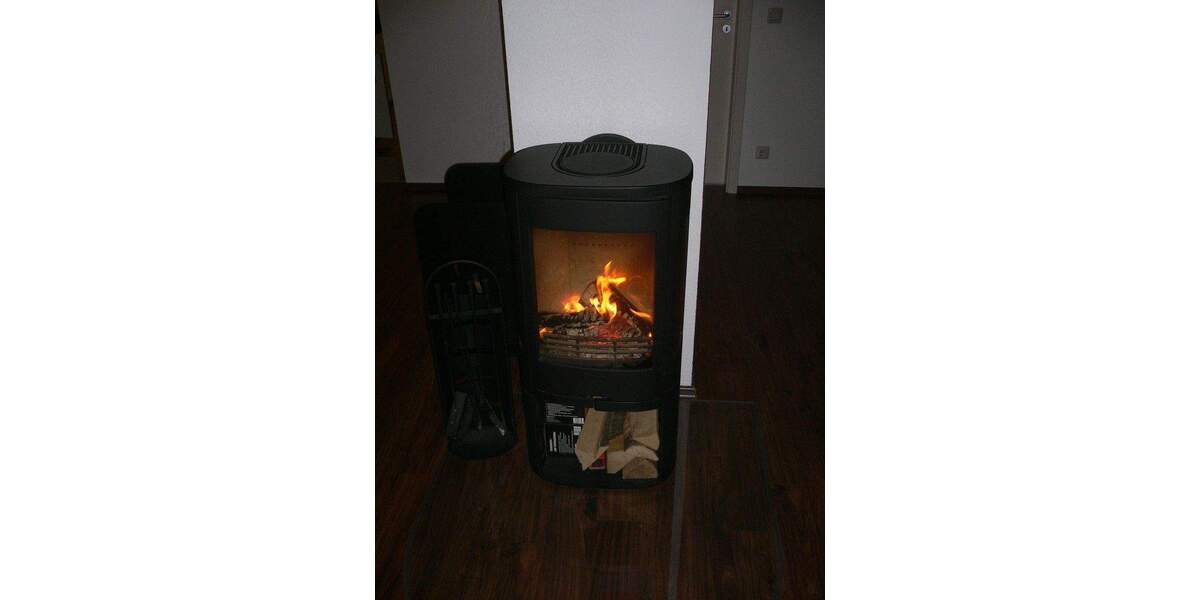 Provisionsfreie großzügige 3,5 Zimmer Dachgeschosswohnung 3 zimmer