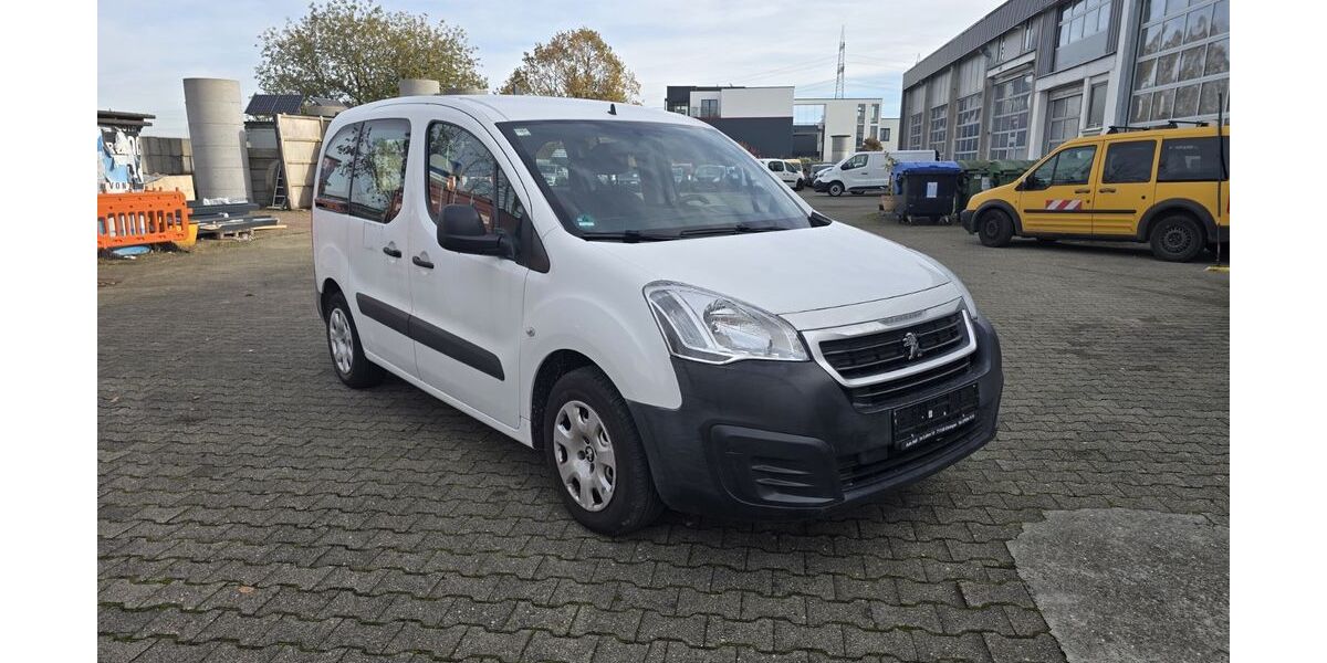 Peugeot Partner 60.086 km 6.900 € Waiblingen Neustadt ( 15 km von Stuttgart ) 71336