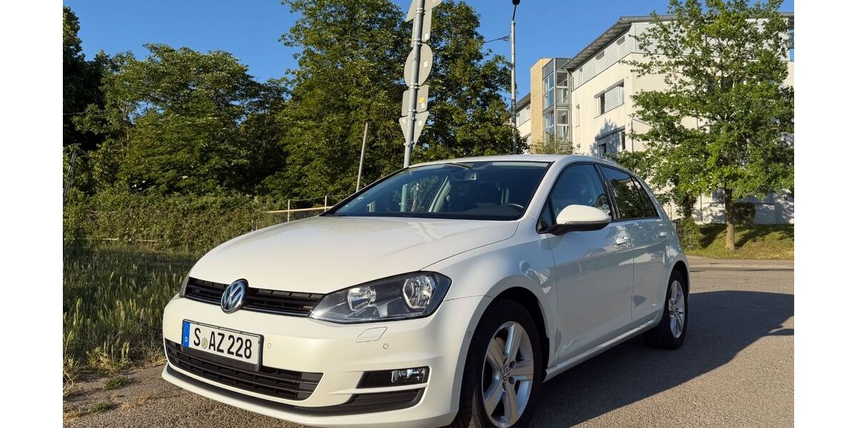 VW Golf 120.000 km 12.400 &euro; Stuttgart 70376