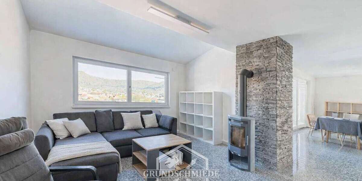 Etagenwohnung Neuffen - 5 Zimmer, 183 m&sup2;, 1.700&euro; | Angebot:26940831