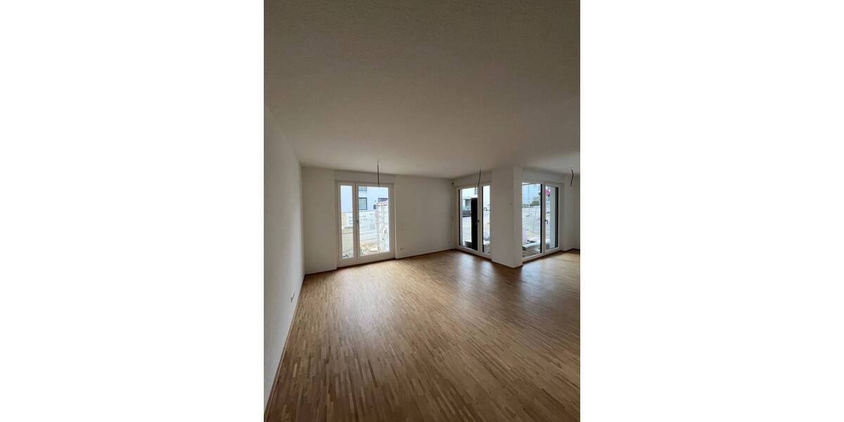 **Köngen: Burgweg: Ihre neue 3-Zimmer-Wohnung mit eigenem Gartenanteil wartet auf Sie** 3 zimmer