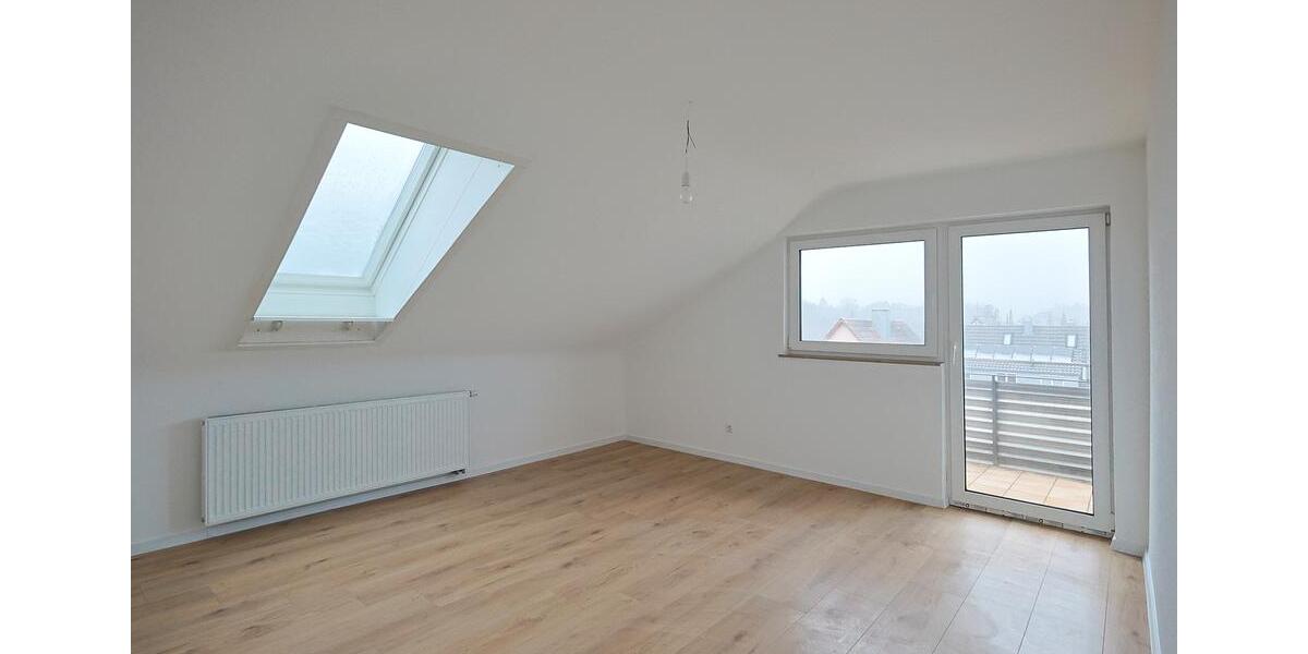 Dachgeschoßwohnung Leinfelden-Echterdingen Echterdingen - 3 Zimmer, 71 m&sup2;, 1.200&euro; | Angebot:24770665