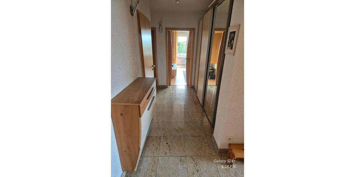 Etagenwohnung Freiberg am Neckar - 4.5 Zimmer, 94 m&sup2;, 350.000&euro; | Angebot:26817820