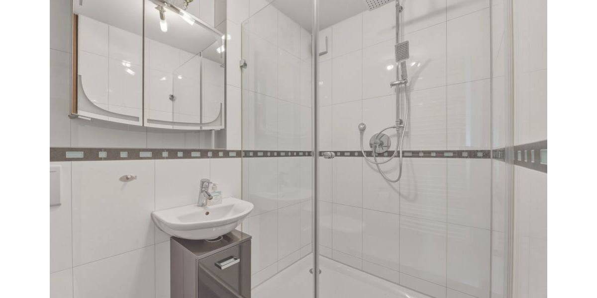 Etagenwohnung Stuttgart / Vaihingen Vaihingen - 3 Zimmer, 84 m&sup2;, 470.000&euro; | Angebot:26804185